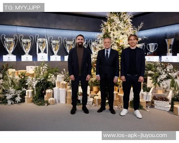 皇马关注身价7500万欧的伊尔迪兹下周欧冠现场考察他 皇马关注身价7500万欧的伊尔迪兹下周欧冠现场考察他