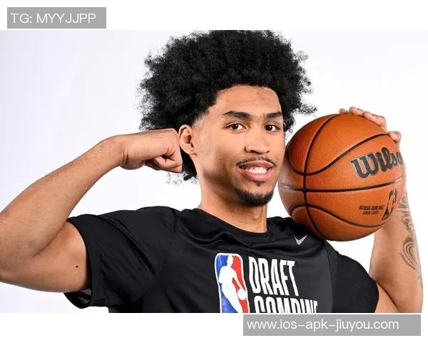 张佳玮点评浓眉与弗拉格的成长历程揭示篮球背后的成人礼意义