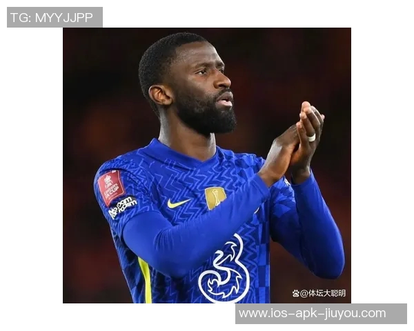 巴黎计划引进中卫与帕乔竞争关注小将塔蒂的潜力与发展