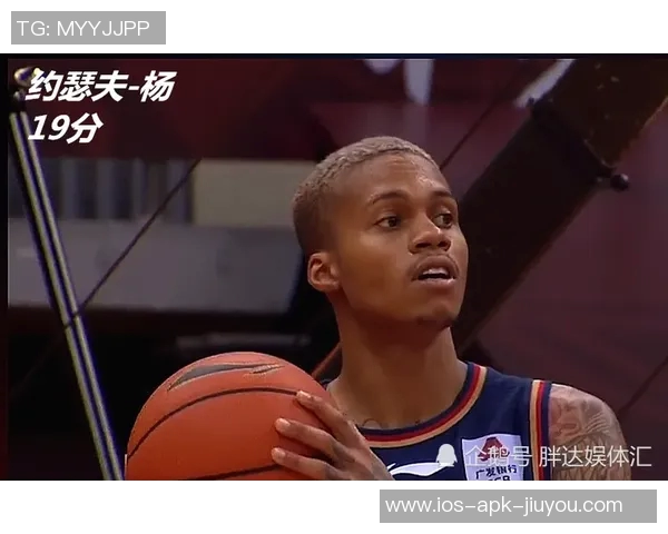 比甲比赛因球迷投掷水杯击中主裁在第87分钟意外中止引发热议