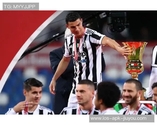 C罗昔日尤文队友工地打拼走红25岁因伤退役成励志典范