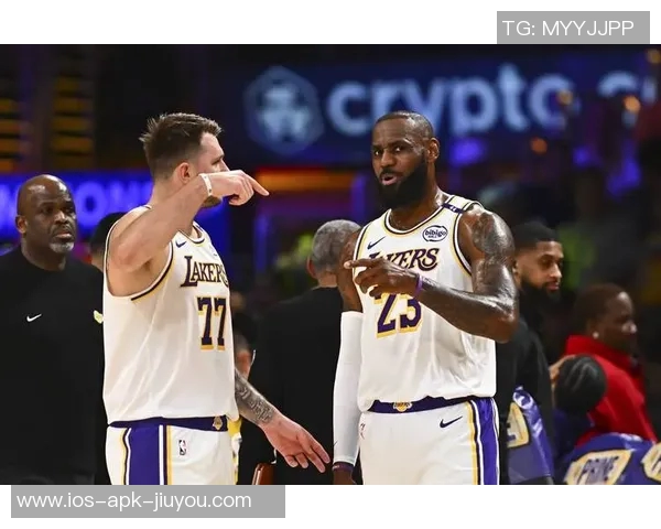 湖记：詹姆斯退役传闻东契奇与里夫斯尚未直接询问他