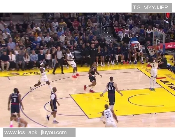 勇士边线球发给波斯特遭犯规76人成功挑战引发争议 勇士边线球发给波斯特遭犯规76人成功挑战引发争议