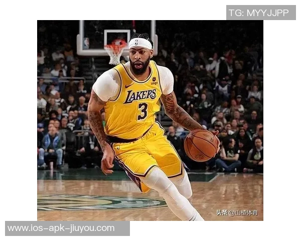 浓眉在垃圾时间终于得分赛场上演逆袭时刻引发热议