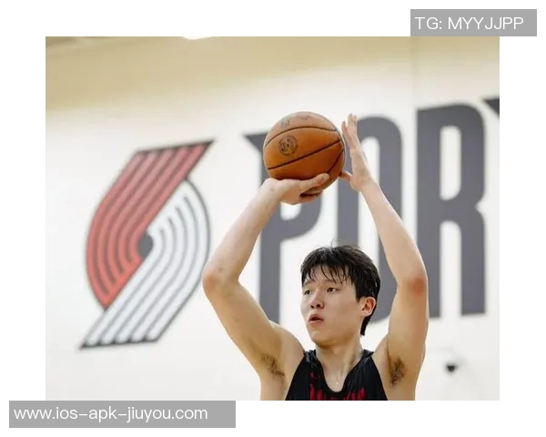 比卢普斯赞杨瀚森如火箭般爆发的表现引发关注与讨论 比卢普斯赞杨瀚森如火箭般爆发的表现引发关注与讨论