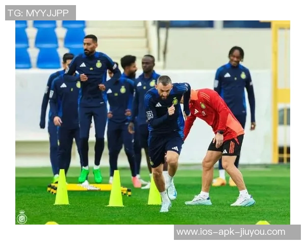 利雅得胜利客场挑战达马克C罗领衔首发阵容引关注